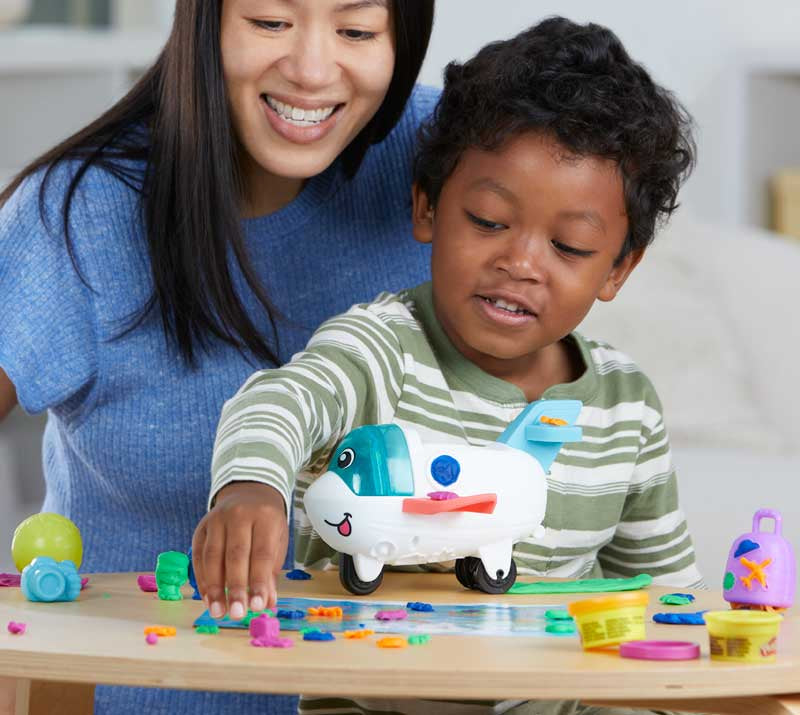 PLAY-DOH AIRPLANE EXPLORER STARTER SET