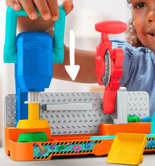 PLAY-DOH STAMP N SAW TOOL BENCH